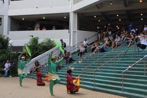 West Sumata performers