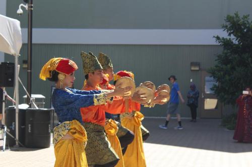 West Sumata performers