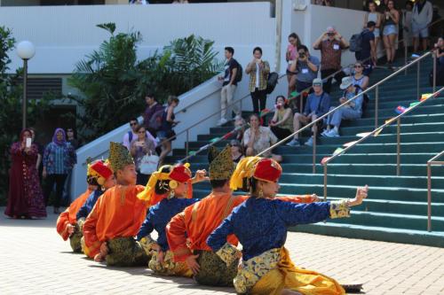 West Sumata performers