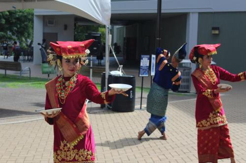 West Sumata performers