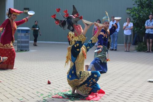 West Sumata performers